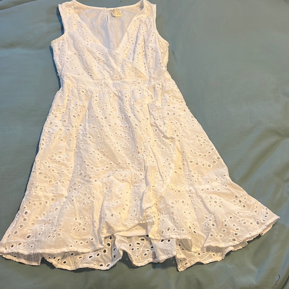 White boho embroidered dress